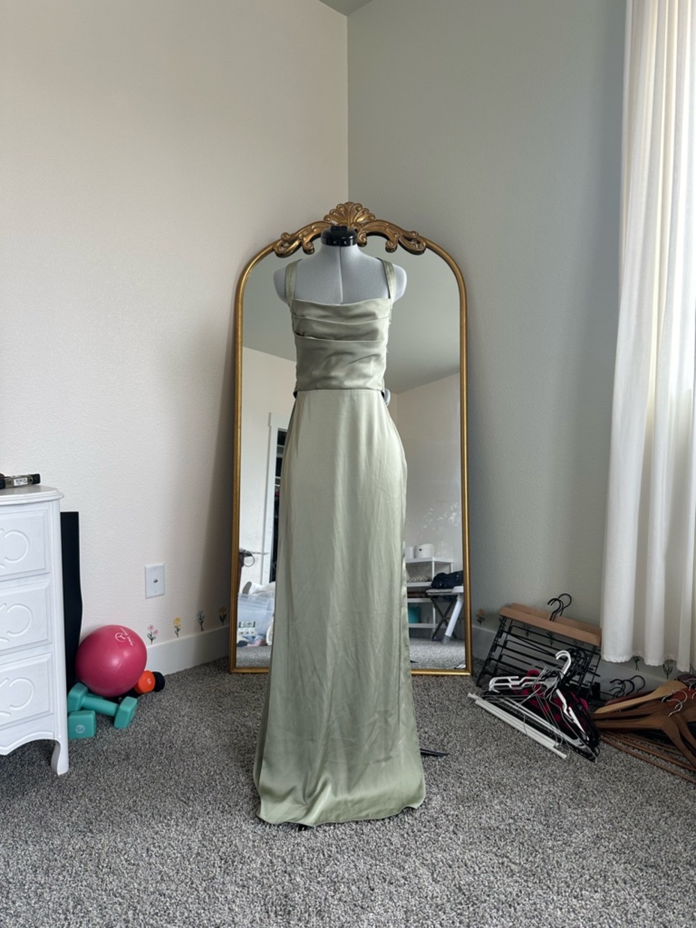 Elegant Sage Green Satin Evening Dress